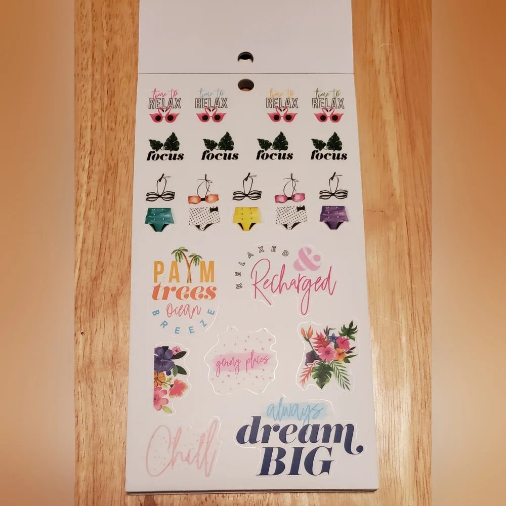 544 Travel Stickers 